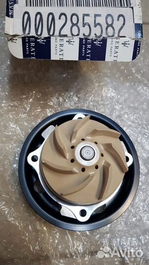 Водяной насос помпа Maserati / Ferrari 285582