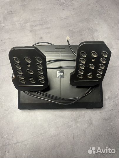 Руль Hori Wireless Racing Wheel Apex PS4