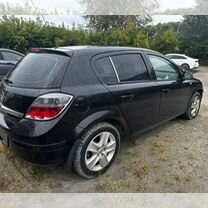 Opel Astra 1.6 MT, 2013, битый, 110 000 км, с пробегом, цена 375 000 руб.