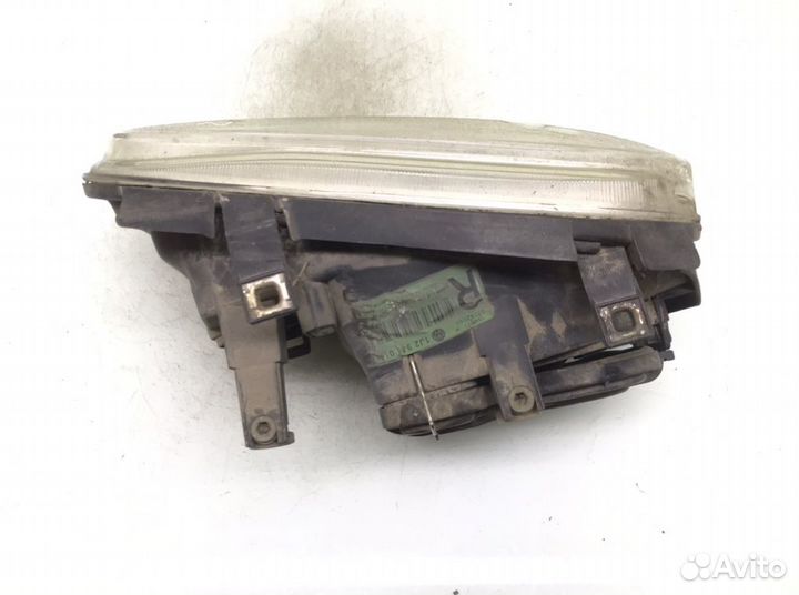 Фара правая Volkswagen Golf 4 1.4 I 2001