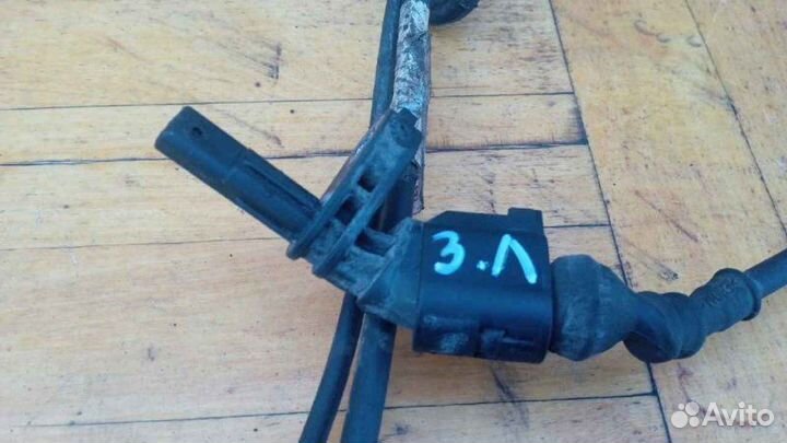 Датчик ABS задний левый Skoda Superb 2.2 2008-2015