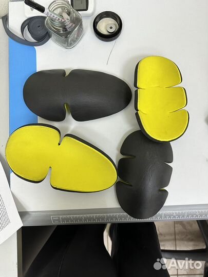 Защитные вставки в мотокуртку