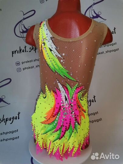 Аренда, продажа купальника для хг рост 116-122-128