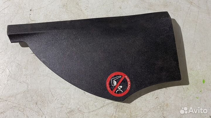 Накладка торпедо левая Mercedes Benz W219