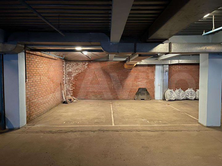 Машиноместо, 16 м²