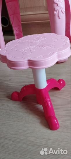 Детский туалетный столик для девочки