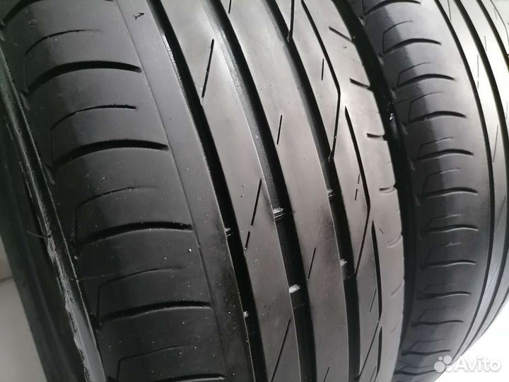 Bridgestone Turanza T001 205/55 R17