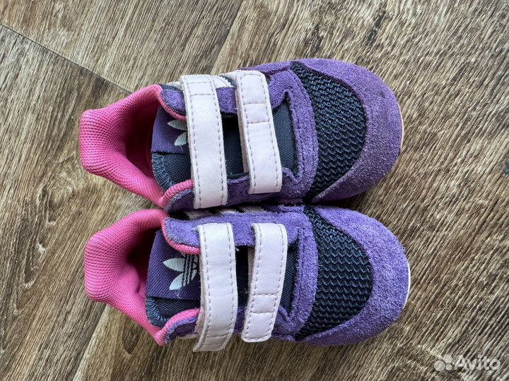 Кроссовки adidas