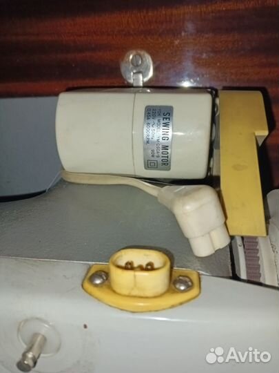 Швейная машина Чайка 3