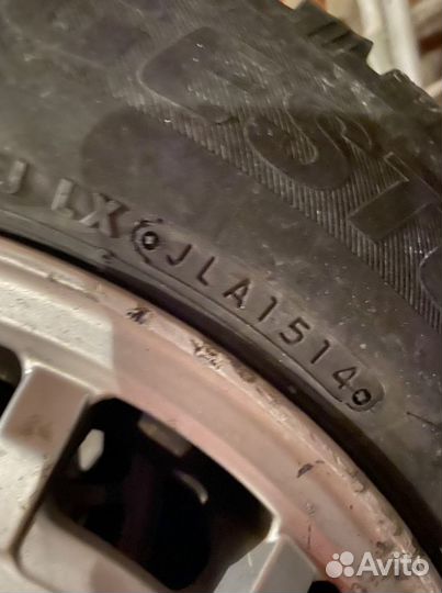 Компект дисков с зимней резиной Mercedes 185/65/15