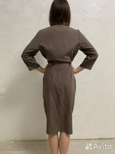 Коричневое платье