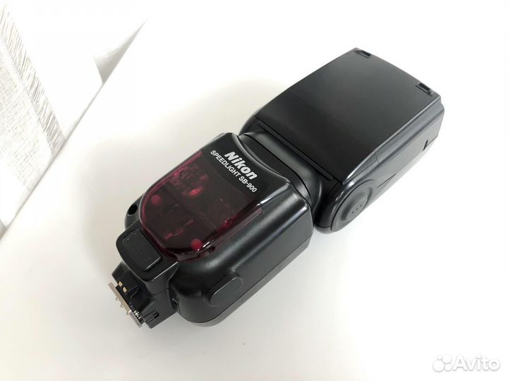 Nikon Speedlight SB-900