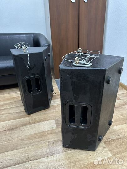 Активная акустическая система mackie srm550