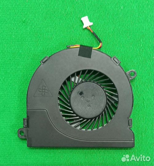 Кулер(Вентилятор) dell inspiron 15 3000