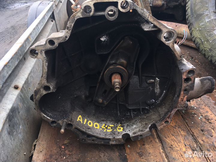 Коробка передач Audi 100 A6 CDX