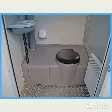 Новые туалетные кабины из качественного пластика