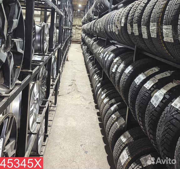 Nokian Tyres Hakkapeliitta 4 225/65 R17 103N