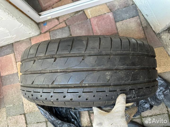 Bridgestone одно с литым диском R18