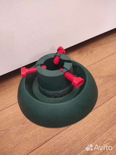 Подставка под елку