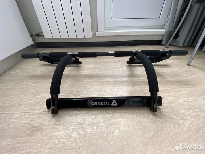 Турник torneo в дверной проём