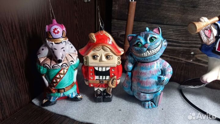 Фарфоровые елочные игрушки