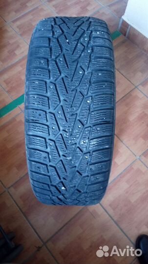 Nokian Tyres Hakkapeliitta 7 215/60 R16