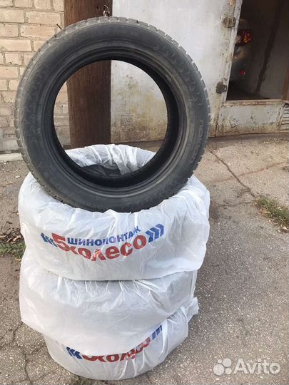 Nokian Tyres Hakkapeliitta 7 215/55 R17 98
