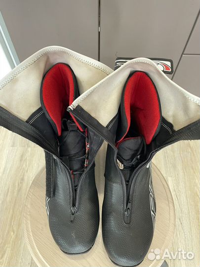 Лыжные ботинки spine concept skate 296 NNN