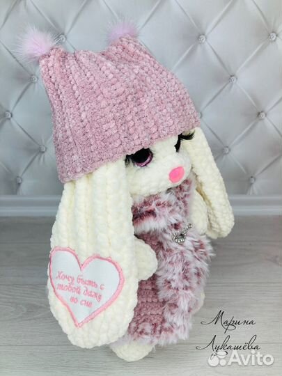 Зайка модница