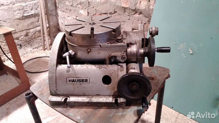 Поворотный стол