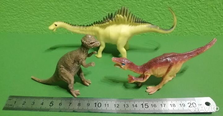 Фигурки животных mojo