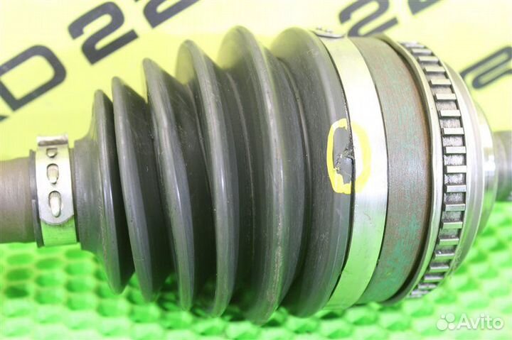 Привод передний правый Toyota Caldina ST215 3S-FE