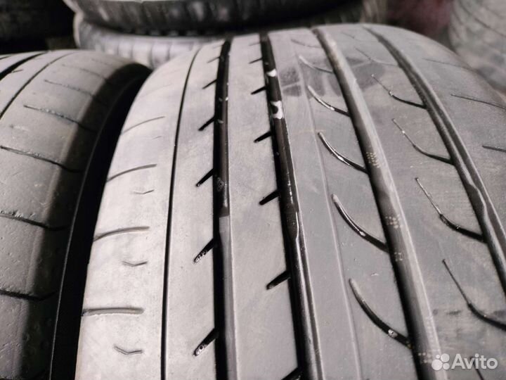 Yokohama BluEarth RV-02 205/60 R16