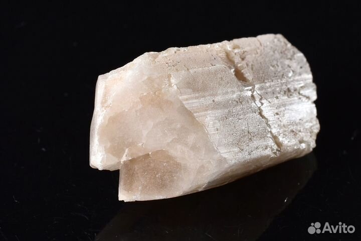 Кристалл. Данбурит. Лот №663