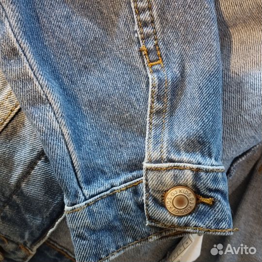 Джинсовая куртка