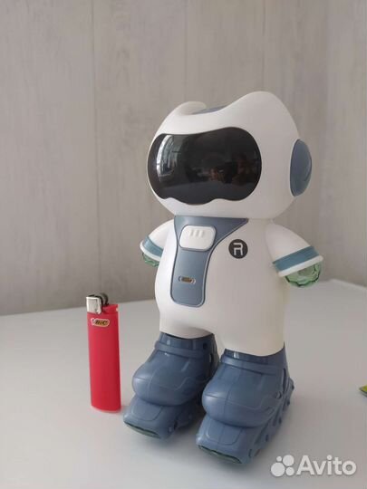 Робот музыкальный