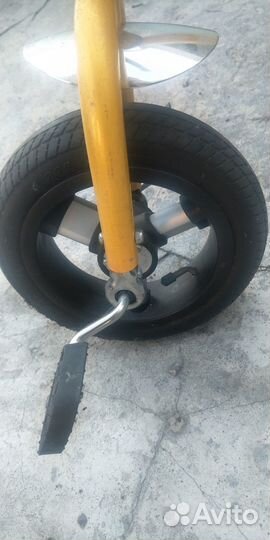 Детский трехколесный велосипед бу