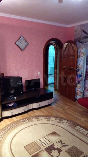 4-к. квартира, 127,3 м², 8/10 эт.