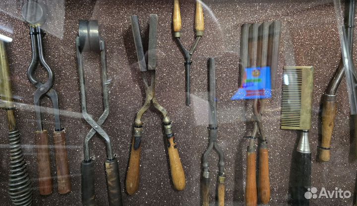 Инсталяция старинных щипцов плоек для волос