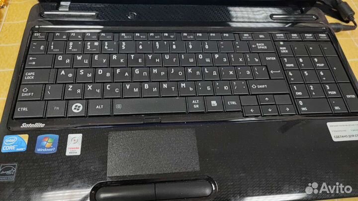 Ноутбук toshiba