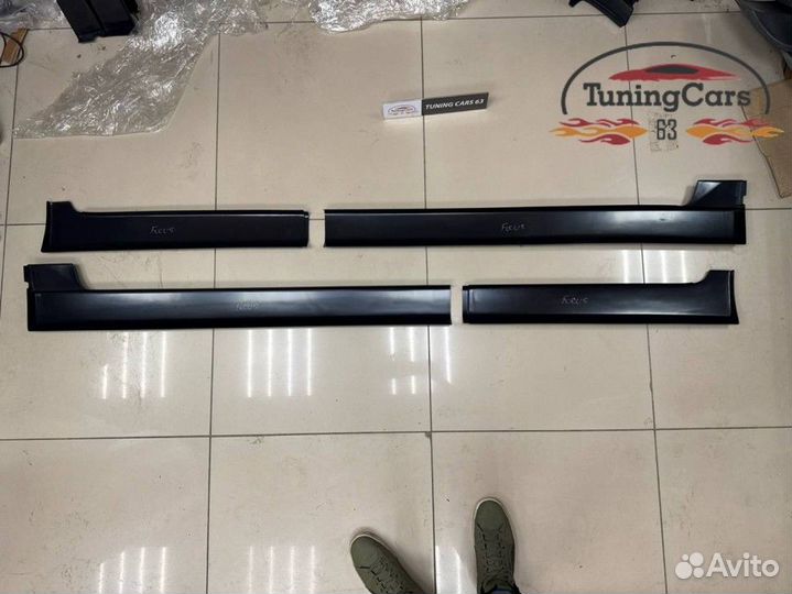 Накладки Пластиковые на Пороги Ford Focus II (2005