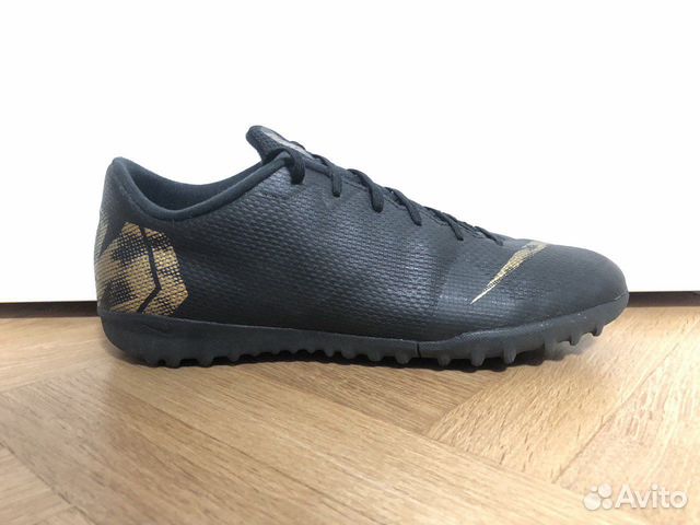 Футбольные бутсы (шиповки/сороконожки) nike US 7.5