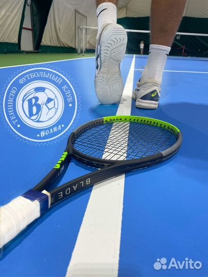 Администратор теннисного клуба