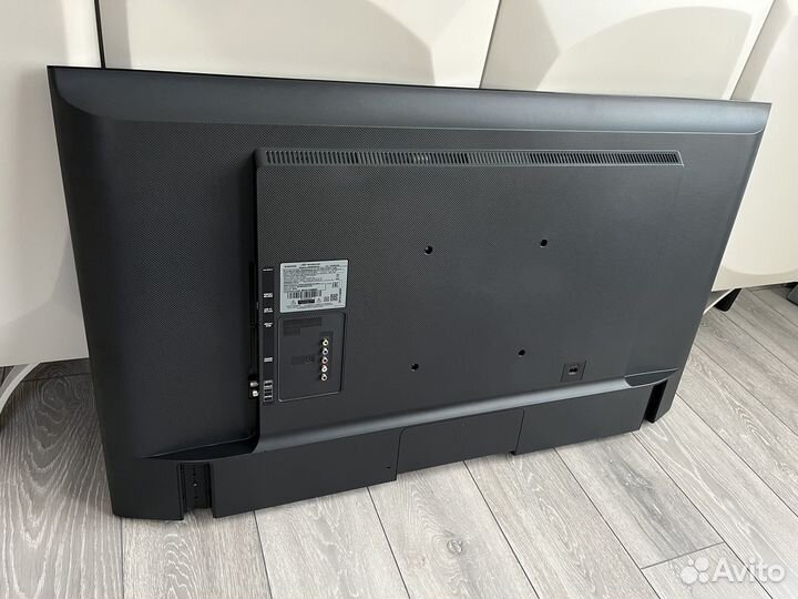 Телевизор Samsung UE49M5000AU