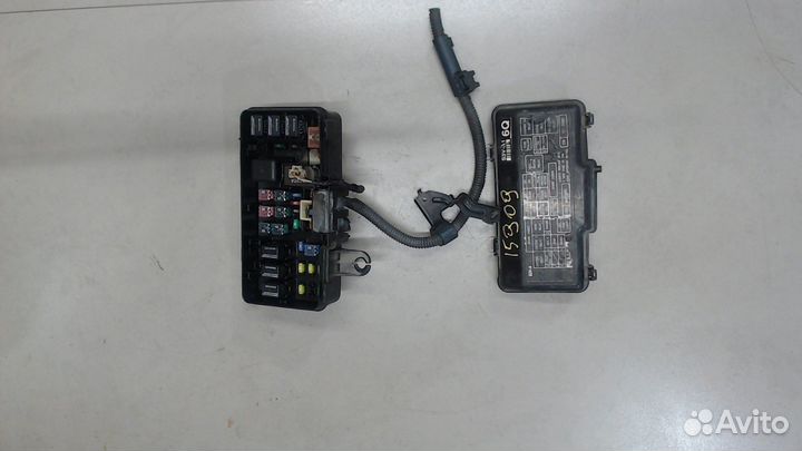 Блок предохранителей Ford Explorer, 2012