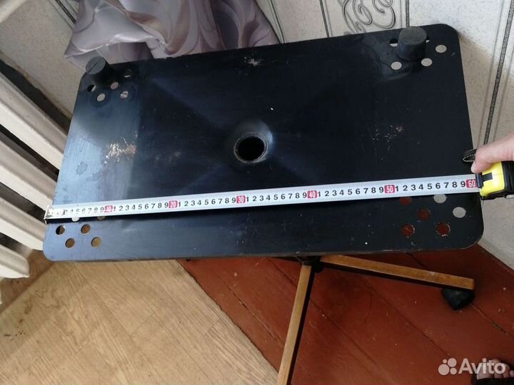 Подставка для телевизора