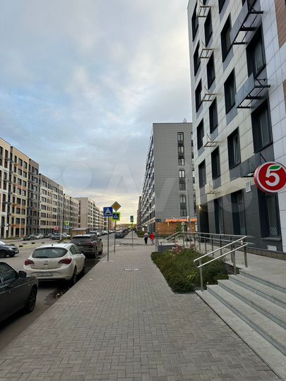 Торговая площадь, 77 м²