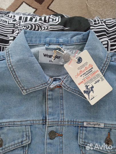 Джинсовая куртка