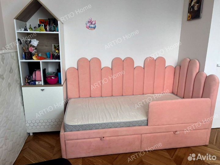 Детская мягкая кровать