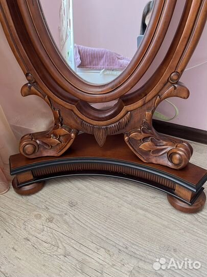 Зеркало напольное в полный рост